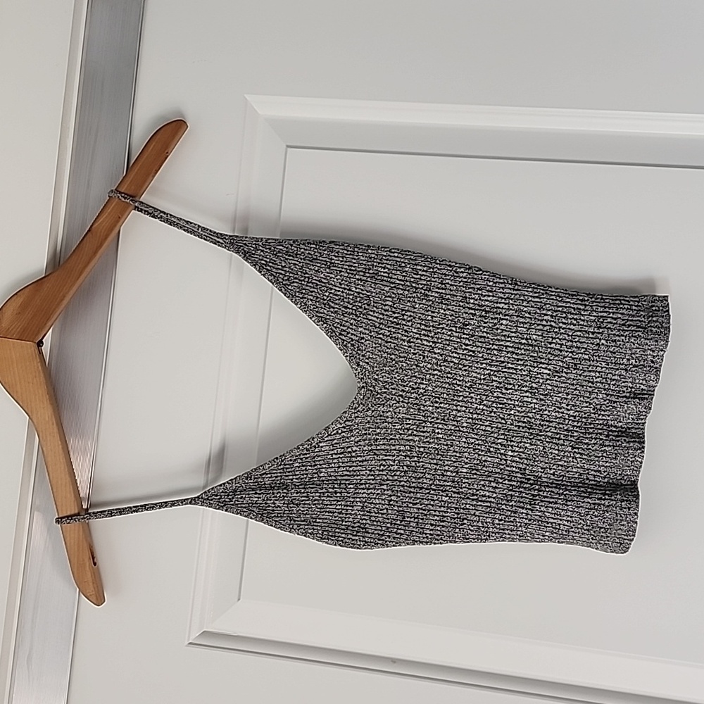 Brandy Melville marled gray v-neck sweater tank top!
